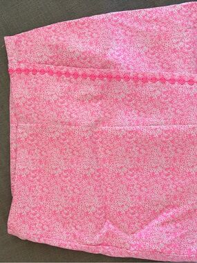 crown & ivy Pink and White Floral Trim Skort